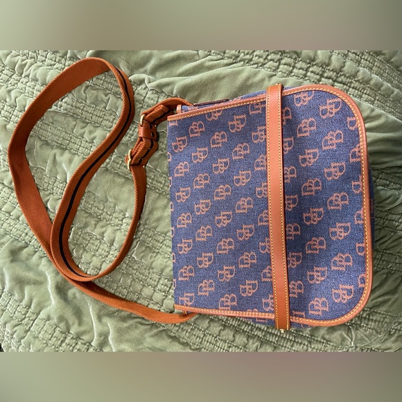 Dooney & Bourke Vintage Purse - Picture 3 of 6